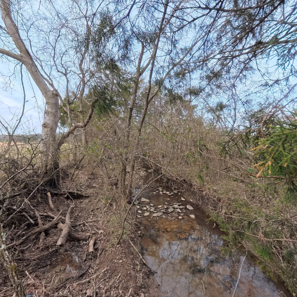 360° scene along the corridor