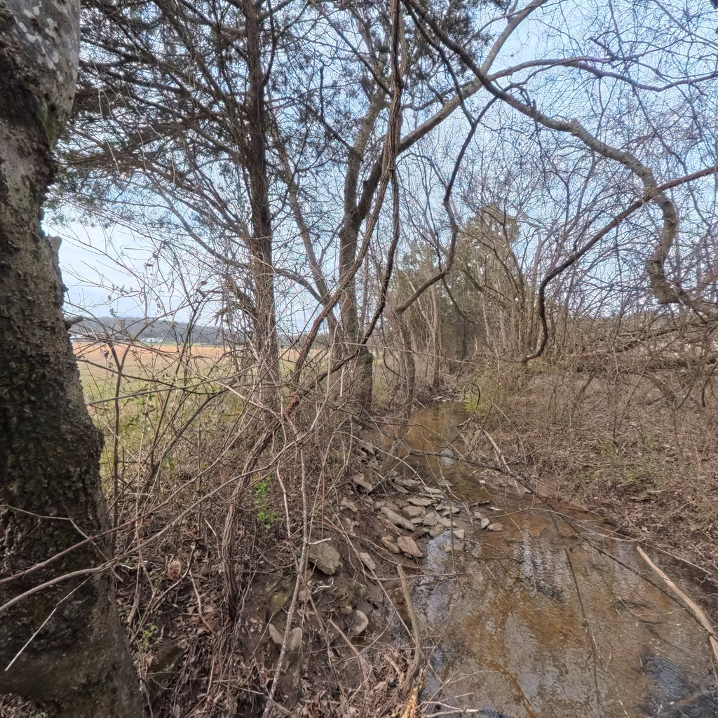 360° scene along the corridor