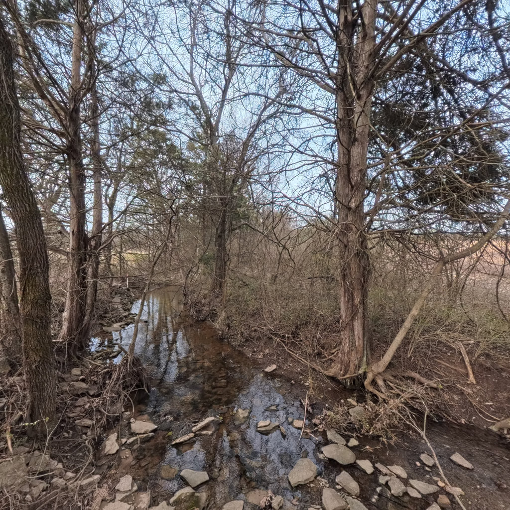 360° scene along the corridor