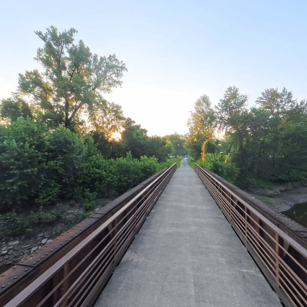 The Tunnel & the Bluffs