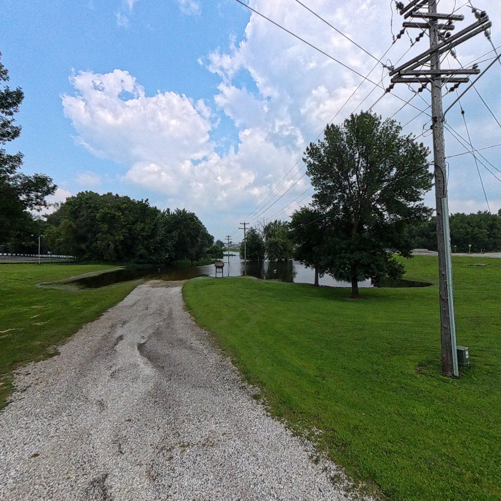 360° panoramic view of Veterans Park Access