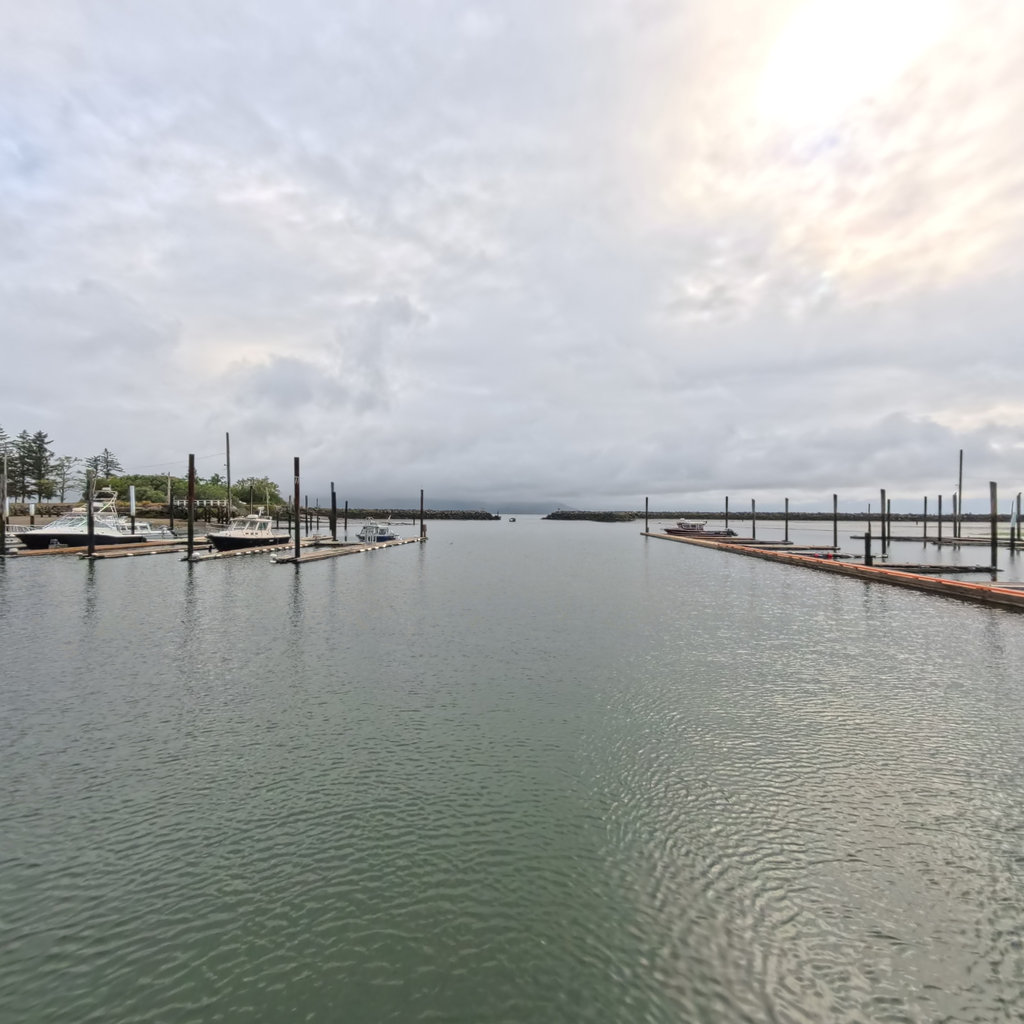 Astoria to Rainier scene image looking forward