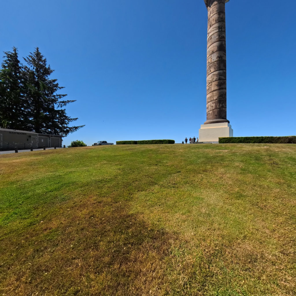 Cape Disappointment Light House scene image looking forward