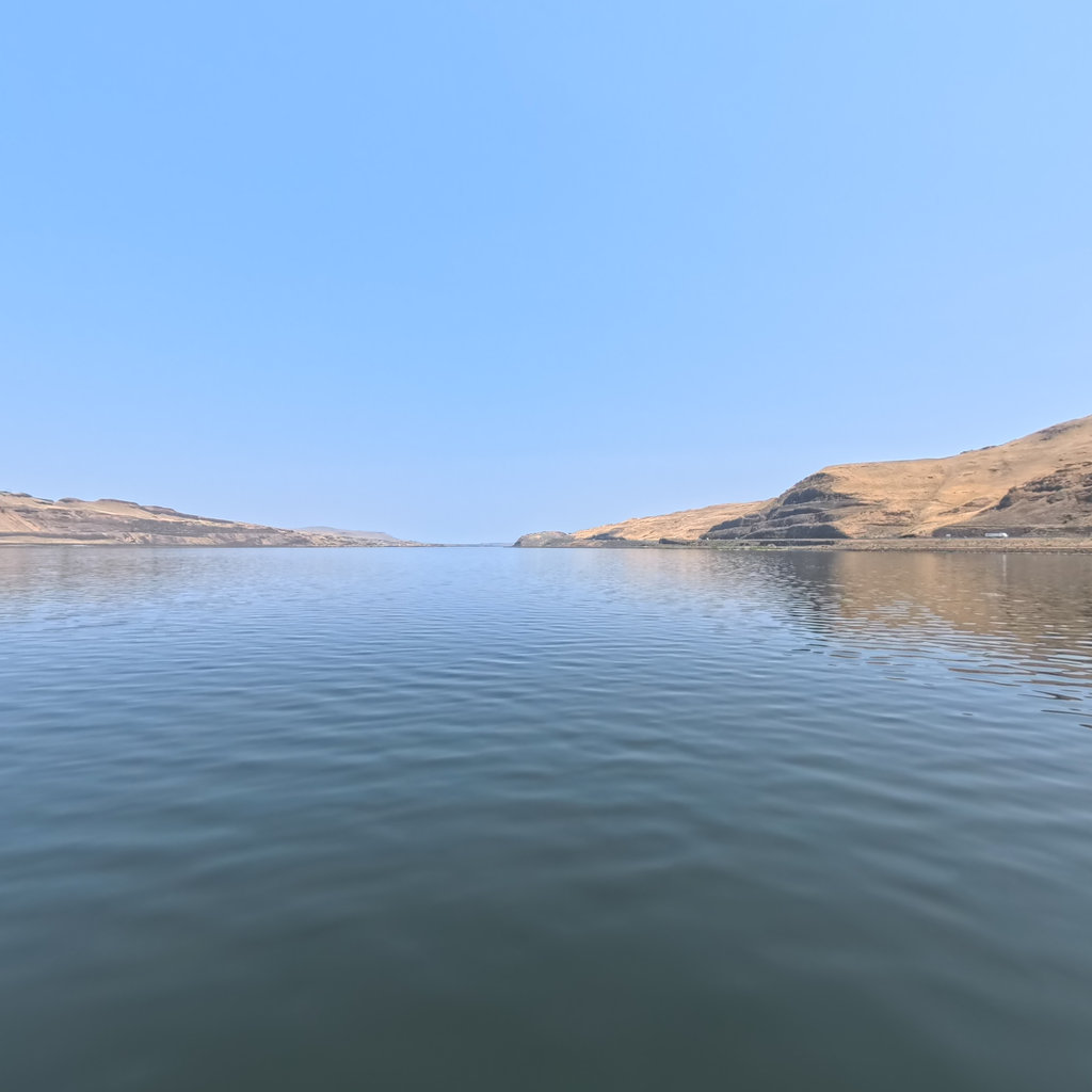 Terrain360 panorama near Columbia River near the John Day River