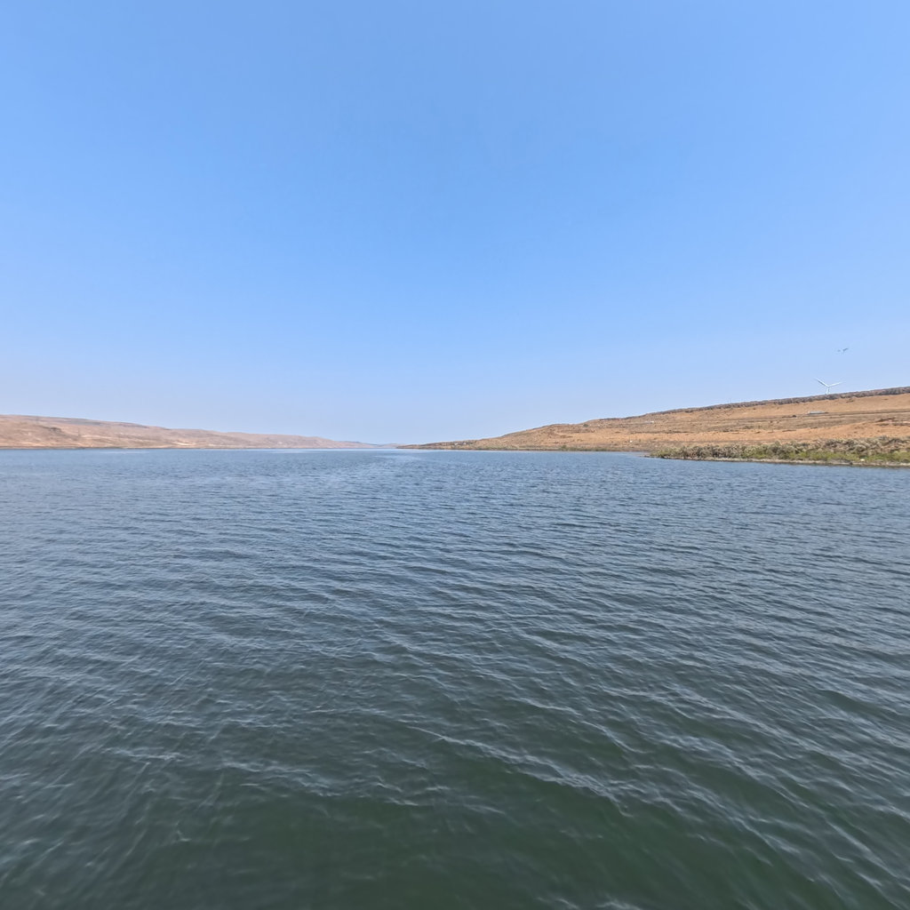 Terrain360 panorama near Columbia River, traveling by horseback