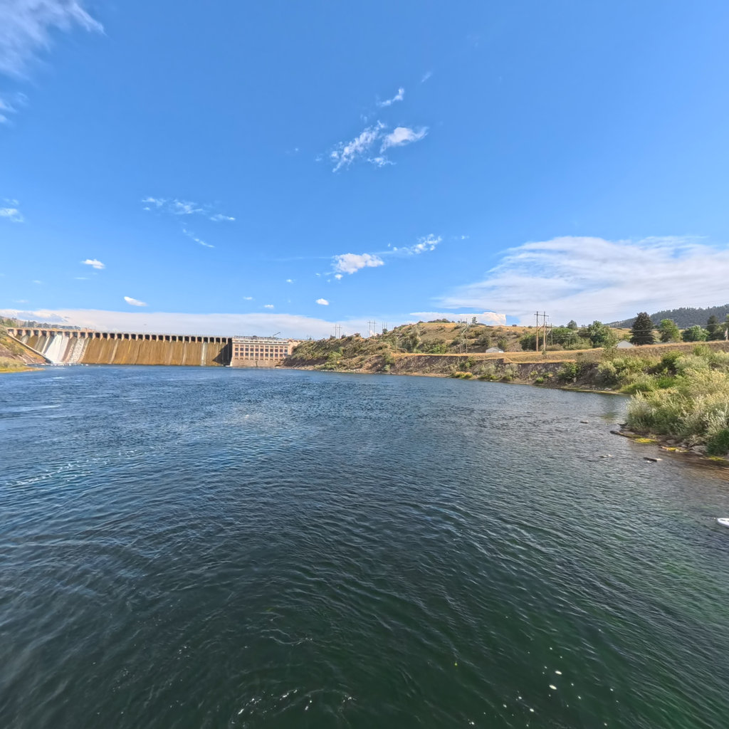 Missouri River scene image looking forward