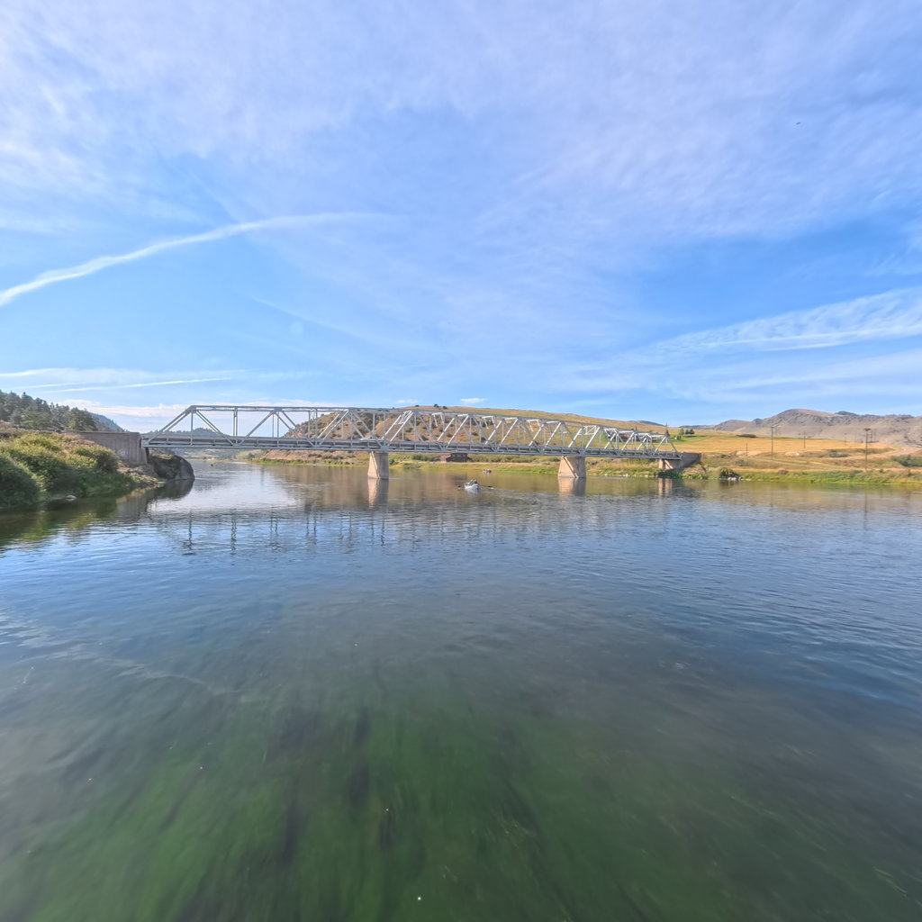 Missouri River scene image looking forward