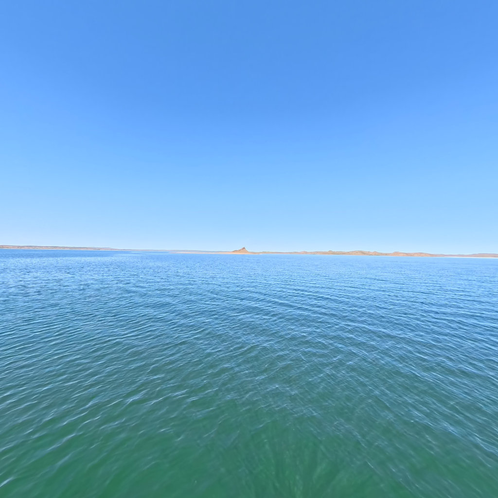 360&deg; scene on Fort Peck Lake 1