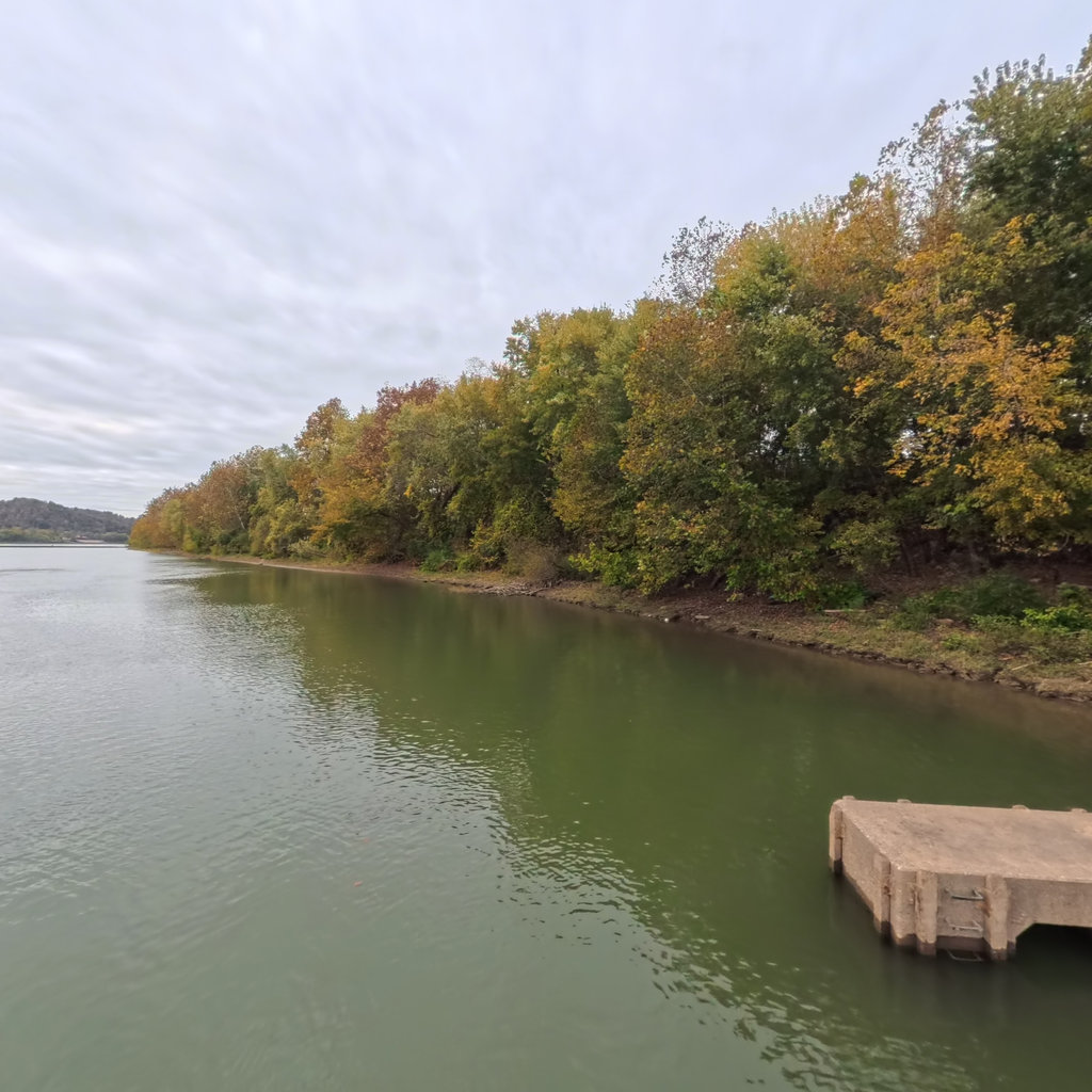 Apple Grove to Ashland KY scene image looking forward