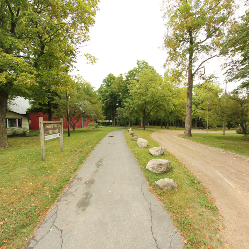 Fitzgerald Park 11 scene image looking forward