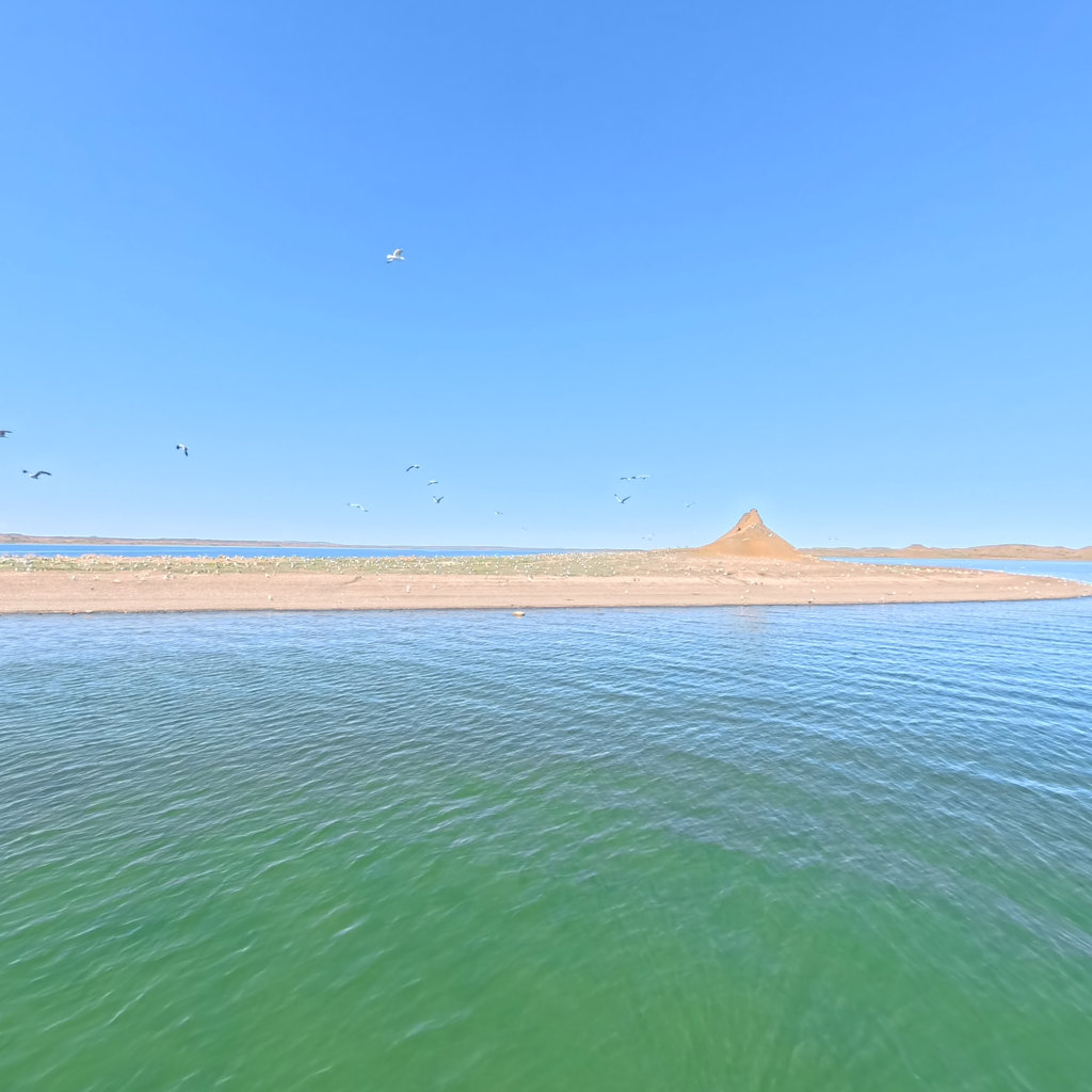 Fort Peck Lake 1 scene image looking forward