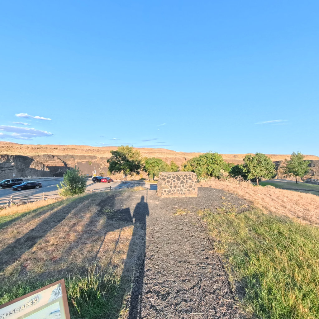Palouse Falls scene image looking forward