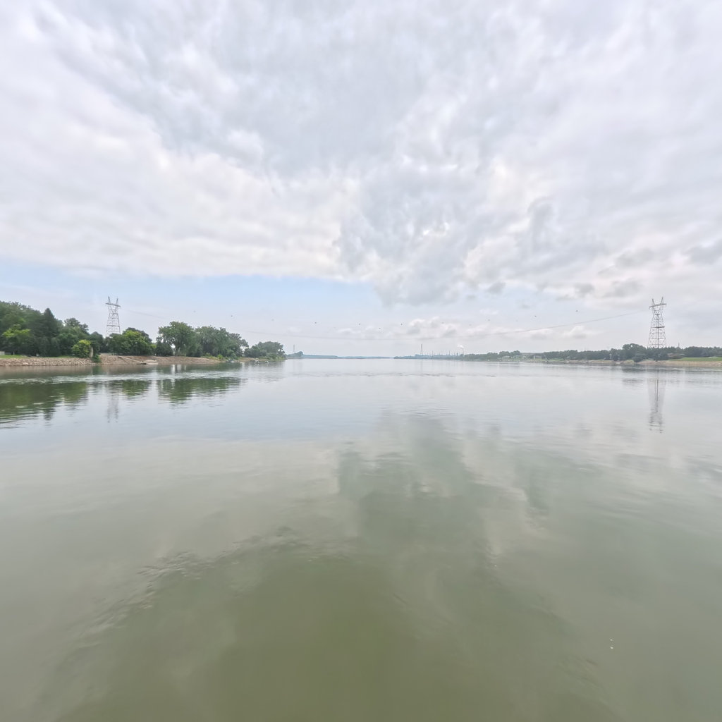 360&deg; scene on Lake Sakakawea to Lake Oahe