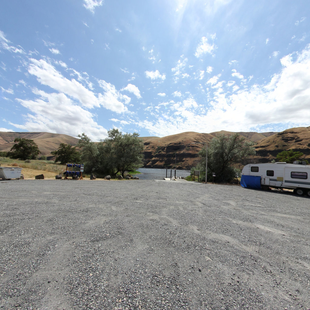 Nisqually Access scene image looking forward