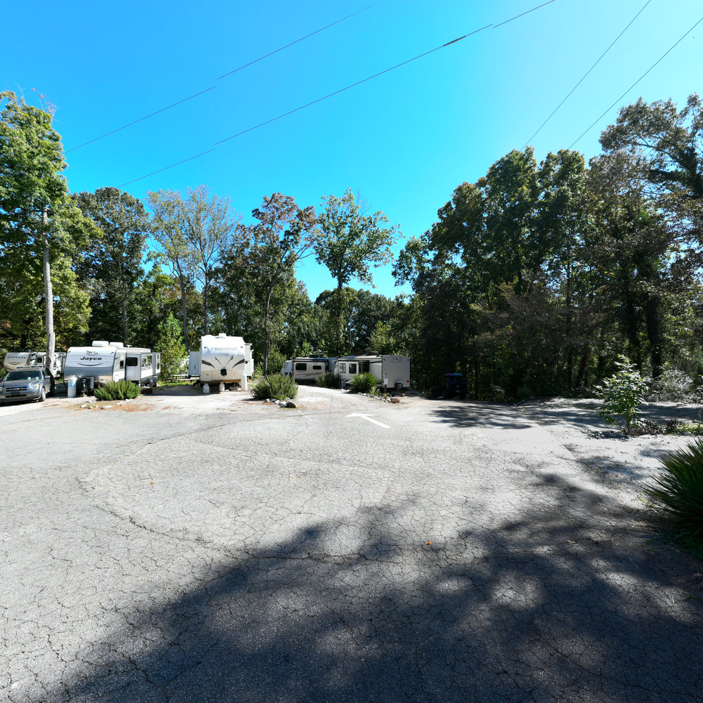 Tiger Mountain Full Hook-Up Sites #2-#11 scene image looking forward